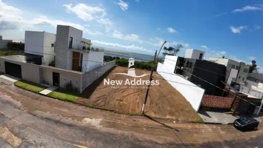 Lote/Terreno à venda, 425m² no Interlagos, Vila Velha