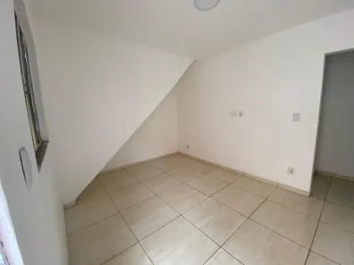 Casa com 1 Quarto à venda, 41m² no Marechal Hermes, Rio de Janeiro