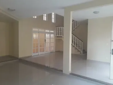 Casa com 4 Quartos à venda, 250m² no Riviera Fluminense, Macaé