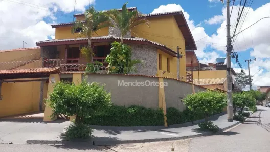 Casa com 3 Quartos à venda, 304m² no Jardim Santa Cecília, Sorocaba