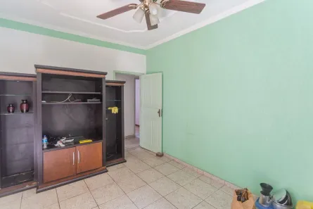 Casa com 5 Quartos à venda, 300m² no Aparecida, Belo Horizonte