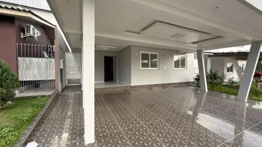 Casa de Condomínio com 3 Quartos à venda, 160m² no Tarumã, Manaus