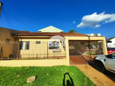 Casa com 3 Quartos para alugar, 70m² no Santa Cruz, Cascavel
