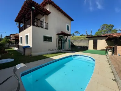Casa de Condomínio com 3 Quartos à venda, 245m² no Monte Belo (Iguabinha), Araruama