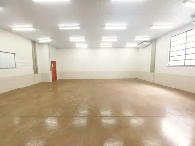 Sala Comercial para alugar, 140m² no Jardim Maria Bruschi Modeneis, Limeira