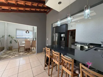 Casa com 4 Quartos à venda, 170m² no Jardim Santa Rita, Leme