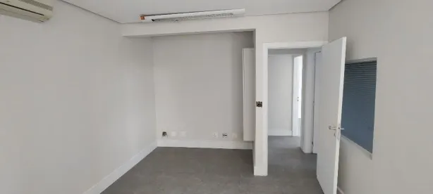 Sala Comercial para alugar, 135m² no Itaim Bibi, São Paulo