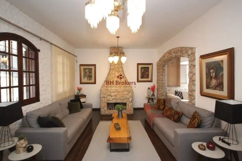 Casa com 7 quartos — Santa Lúcia, Belo Horizonte