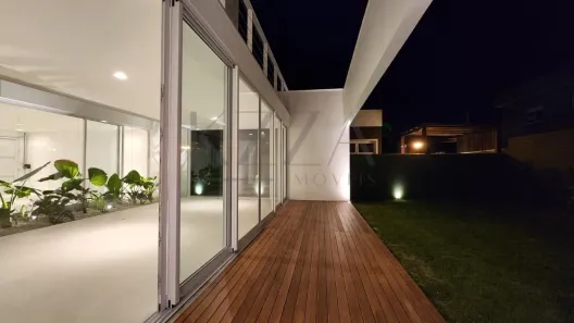 Casa de Condomínio com 4 Quartos à venda, 297m² no São João do Rio Vermelho, Florianópolis