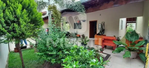 Casa com 3 Quartos à venda, 300m² no Shopping Park, Uberlândia