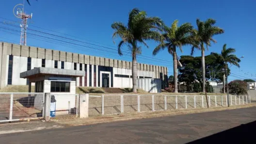 Galpão/Depósito/Armazém à venda, 4800m² no Jardim Apucarana, Apucarana