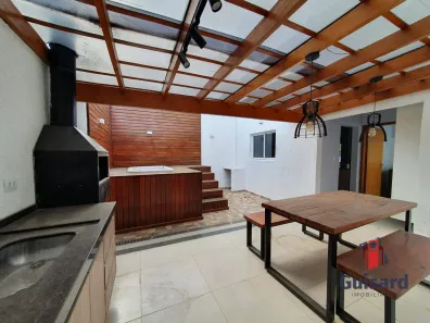 Casa com 3 Quartos para alugar, 119m² no Vila Areao, Taubaté