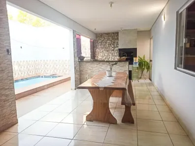 Casa de Condomínio com 4 Quartos à venda, 200m² no Distrito Industrial, Cuiabá