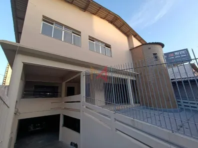 Imóvel Comercial com 4 Quartos para alugar, 700m² no Praia da Costa, Vila Velha