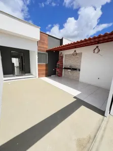 Casa com 3 Quartos à venda, 180m² no Parque Ipê, Feira de Santana
