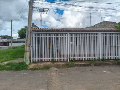 Casa com 3 Quartos à venda, 120m² no Ceilândia Sul, Brasília