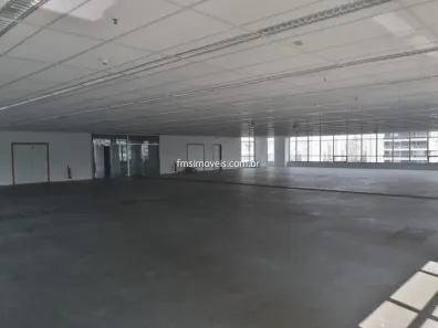 Sala Comercial para alugar, 1728m² no Cidade Monções, São Paulo