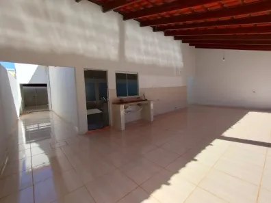 Casa com 2 Quartos à venda, 155m² no Jardim Europa, Uberlândia