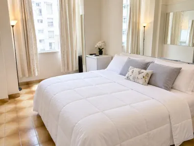 Kitnet com 1 Quarto à venda, 40m² no Copacabana, Rio de Janeiro