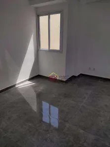 Sala Comercial para alugar, 25m² no Centro, Pindamonhangaba