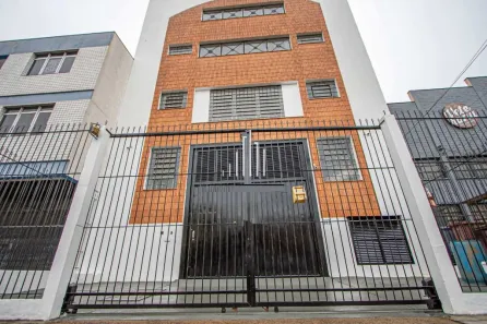 Galpão/Depósito/Armazém para alugar, 750m² no São Geraldo, Porto Alegre