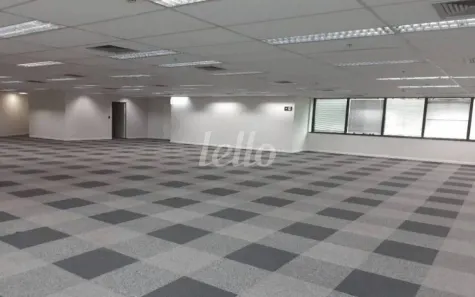 Sala Comercial para alugar, 775m² no Pinheiros, São Paulo