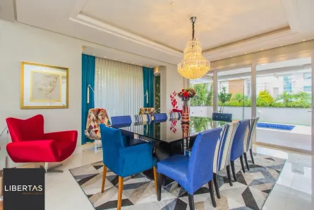 Casa com 4 Quartos à venda, 208m² no Igara, Canoas