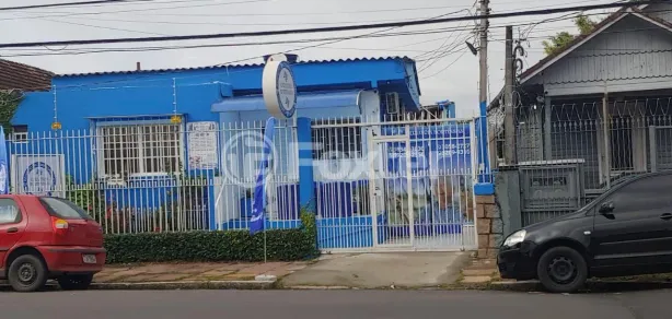 Casa com 4 Quartos à venda, 220m² no Cavalhada, Porto Alegre