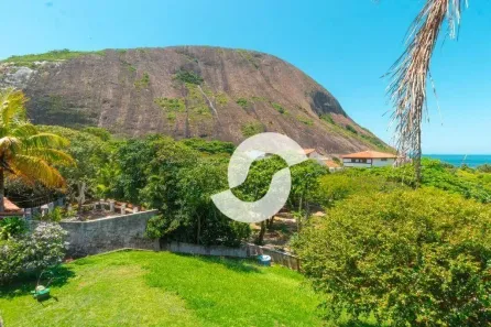 Casa com 7 Quartos à venda, 569m² no Itacoatiara, Niterói