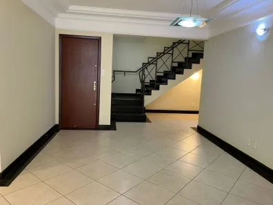 Cobertura com 3 Quartos à venda, 201m² no Santa Mônica, Uberlândia