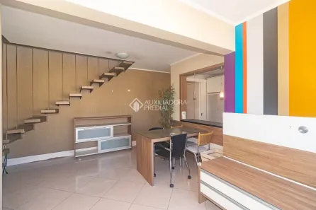 Apartamento com 3 Quartos para alugar, 140m² no Centro Histórico, Porto Alegre