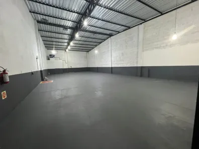 Galpão/Depósito/Armazém para alugar, 200m² no Tabuleiro, Camboriú