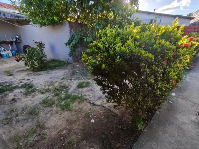 Casa com 5 Quartos à venda, 260m² no Jardim das Oliveiras, Fortaleza