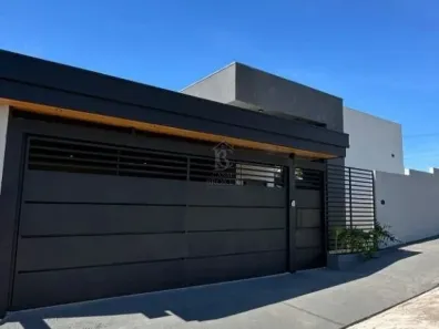 Casa com 3 Quartos à venda, 276m² no Jardim Florença, Marília