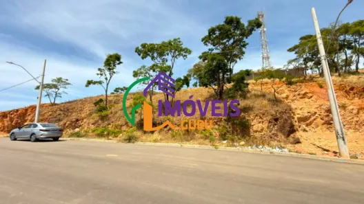 Lote/Terreno à venda, 270m² no Jardim Bandeirantes, Poços de Caldas