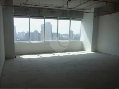 Sala Comercial para venda ou aluguel, 100m² no Várzea de Baixo, São Paulo