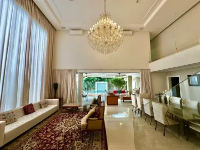 Sobrado com 5 Quartos à venda, 438m² no Jardins Valência, Goiânia