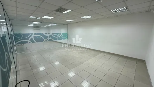 Prédio Comercial para alugar, 1332m² no Maranhão, São Paulo