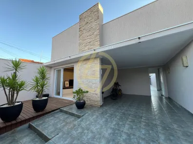 Casa com 3 Quartos à venda, 215m² no Vila Aparecida, Itapetininga