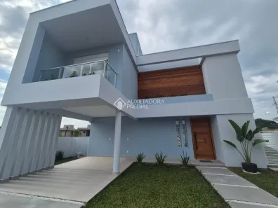 Casa de Condomínio com 4 Quartos à venda, 226m² no São João do Rio Vermelho, Florianópolis