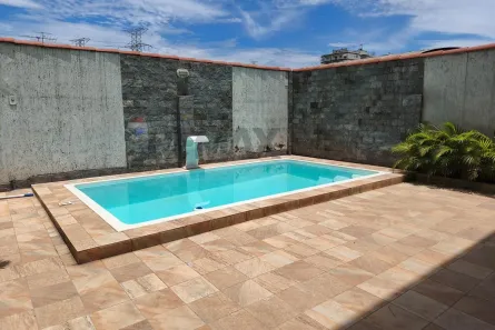Casa com 3 Quartos à venda, 215m² no Brás de Pina, Rio de Janeiro