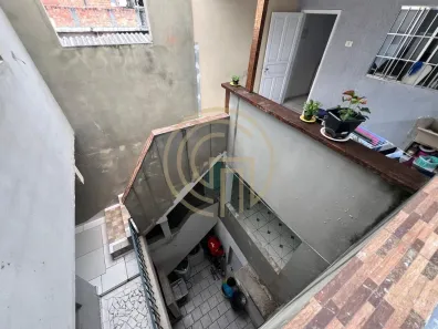 Casa com 6 Quartos à venda, 200m² no Guarapiranga, São Paulo