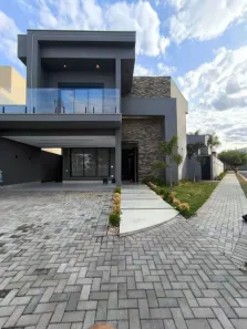 Imóvel Comercial com 4 Quartos à venda, 275m² no Golden Park Residence II, Mirassol