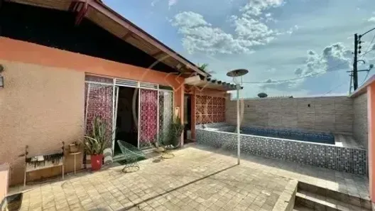 Casa com 3 Quartos à venda, 280m² no Parque 10 de Novembro, Manaus