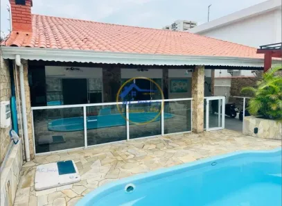 Casa com 4 Quartos à venda, 268m² no Canto do Forte, Praia Grande