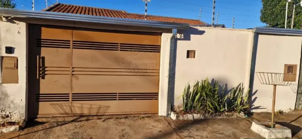 Casa com 2 Quartos à venda, 117m² no Jardim Brasil (Vila Xavier), Araraquara