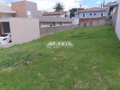 Lote/Terreno à venda, 300m² no Lenheiro, Valinhos