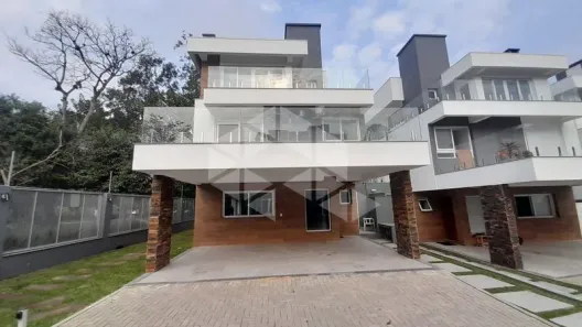 Casa de Condomínio com 3 Quartos para alugar, 300m² no Pedra Redonda, Porto Alegre