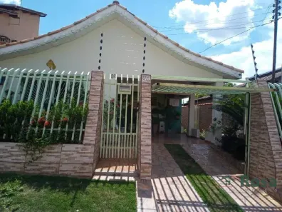 Casa com 4 Quartos à venda, 148m² no Carumbé, Cuiabá