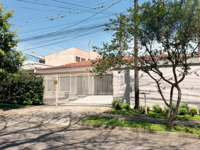 Casa com 4 Quartos para alugar, 195m² no Santa Quitéria, Curitiba